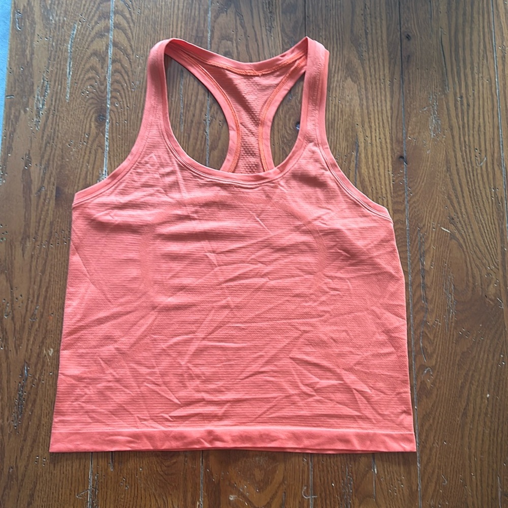 Lululemon tank top